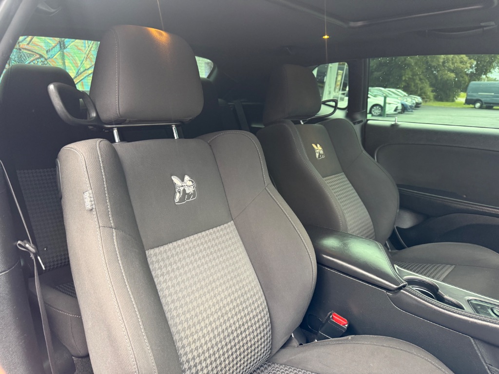 2020 Dodge Challenger - $27,999
