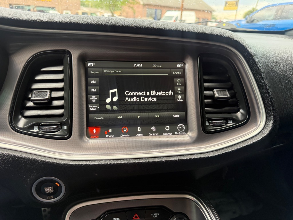 2020 Dodge Challenger - $27,999
