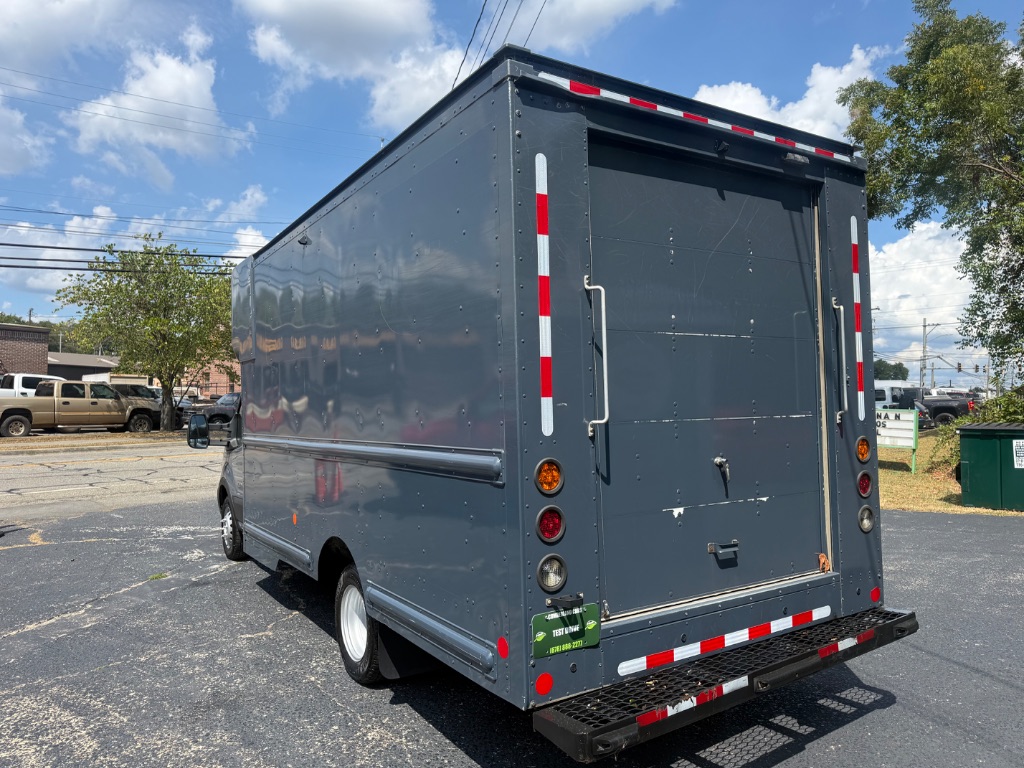 2021 Ford Transit - $15,999