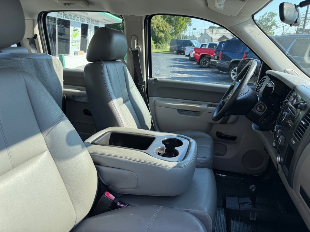 2013 Chevrolet Silverado - $15,999