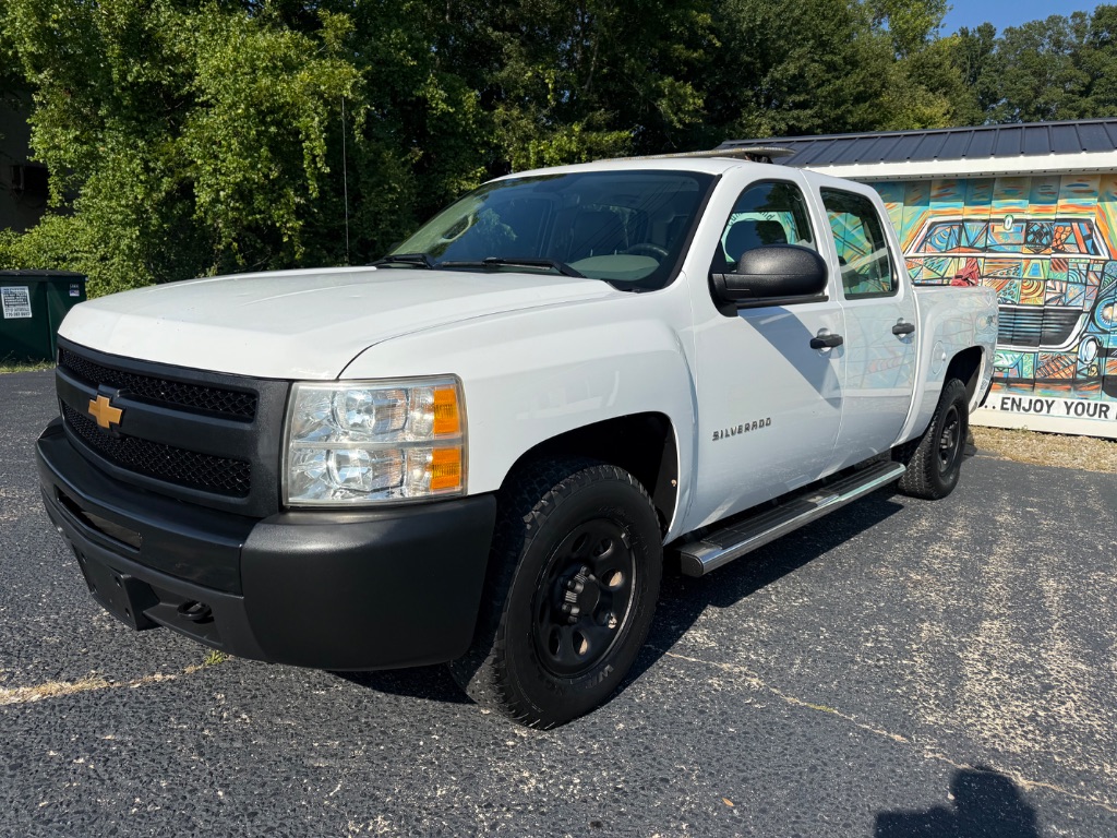 2013 Chevrolet Silverado - $15,999