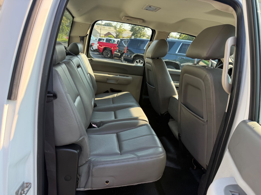 2013 Chevrolet Silverado - $15,999