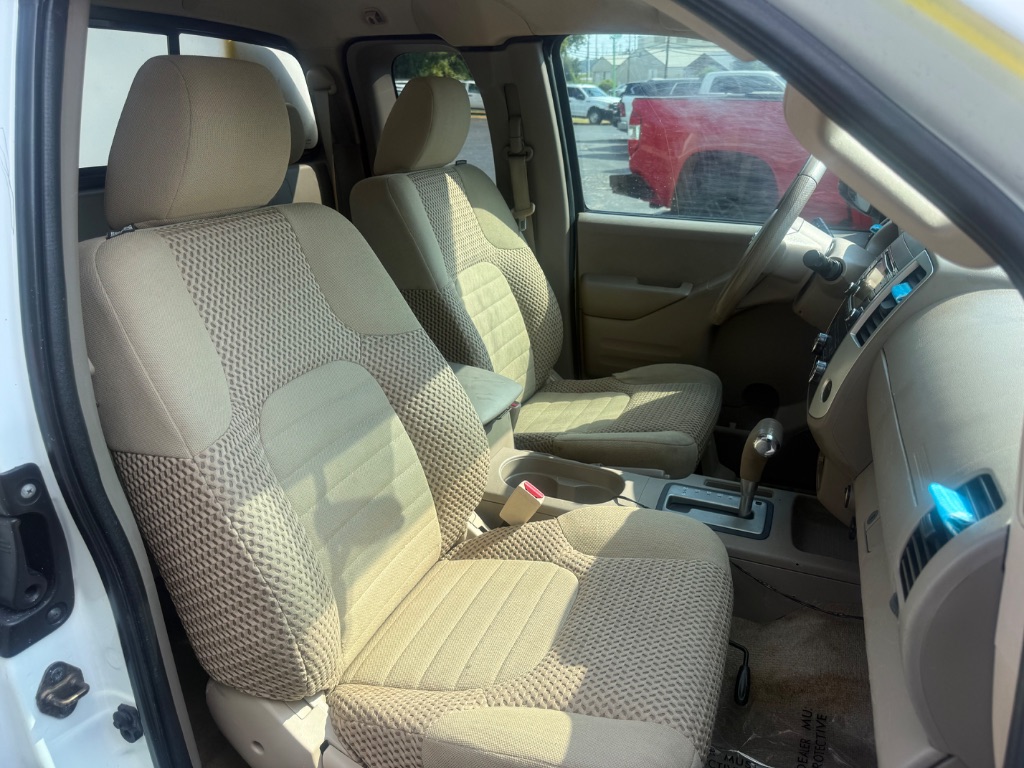 2015 Nissan Frontier - $5,999