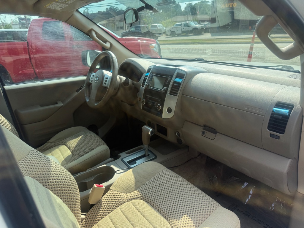 2015 Nissan Frontier - $5,999