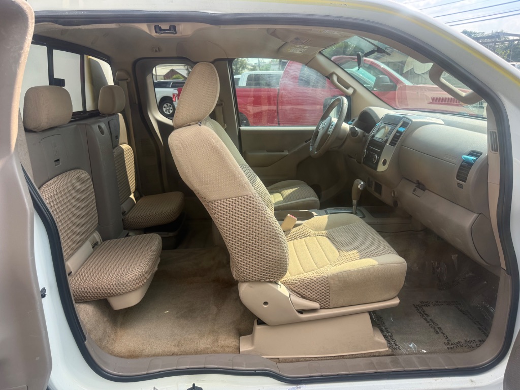 2015 Nissan Frontier - $5,999