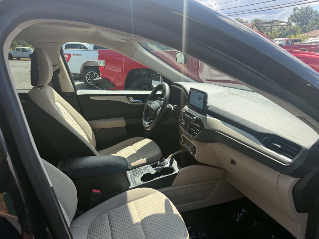 2020 Ford Escape - $13,999
