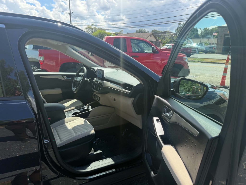 2020 Ford Escape - $13,999