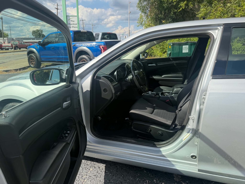 2021 Chrysler 300 - $12,999