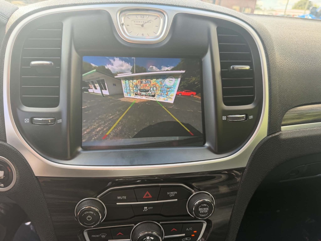 2021 Chrysler 300 - $12,999