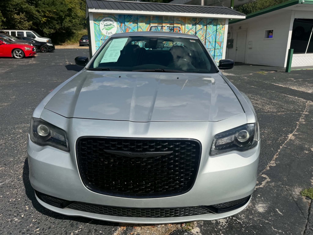 2021 Chrysler 300 - $12,999