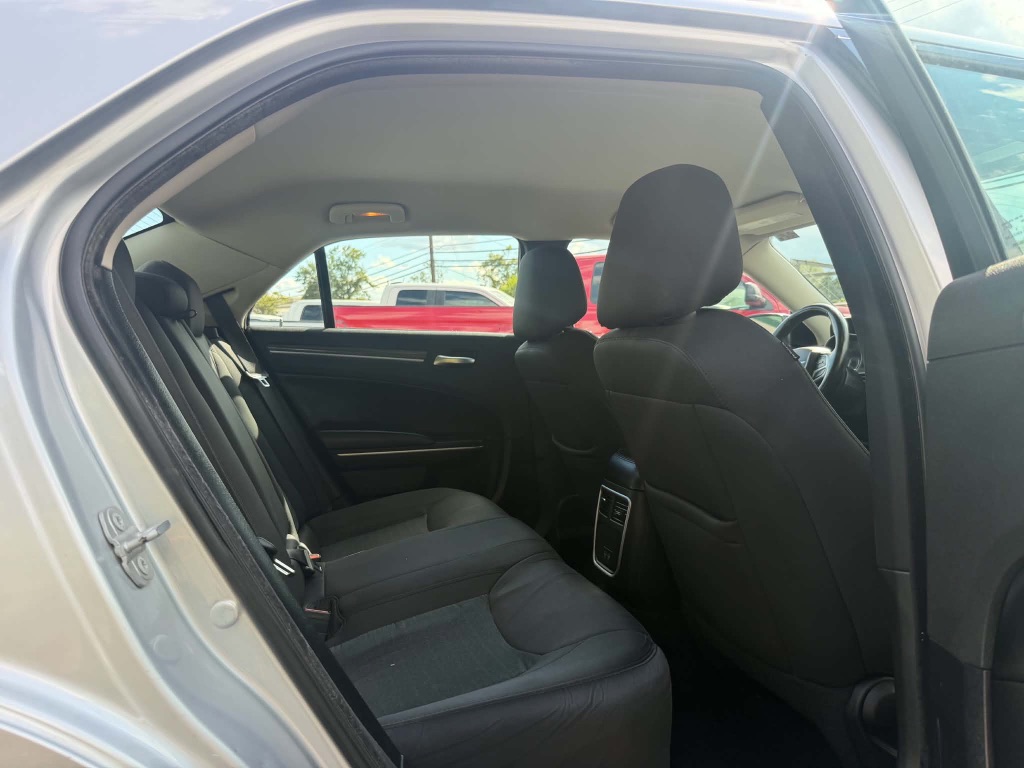 2021 Chrysler 300 - $12,999