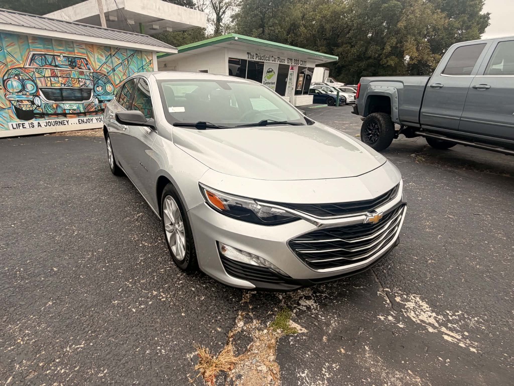 2020 Chevrolet Malibu - $9,499