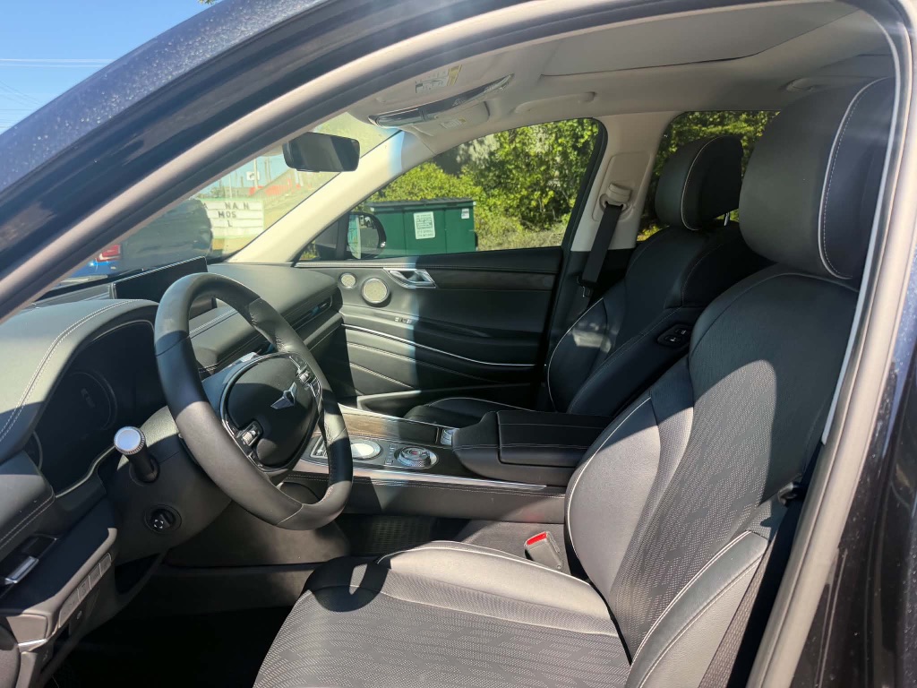 2021 Genesis GV80 - $17,999