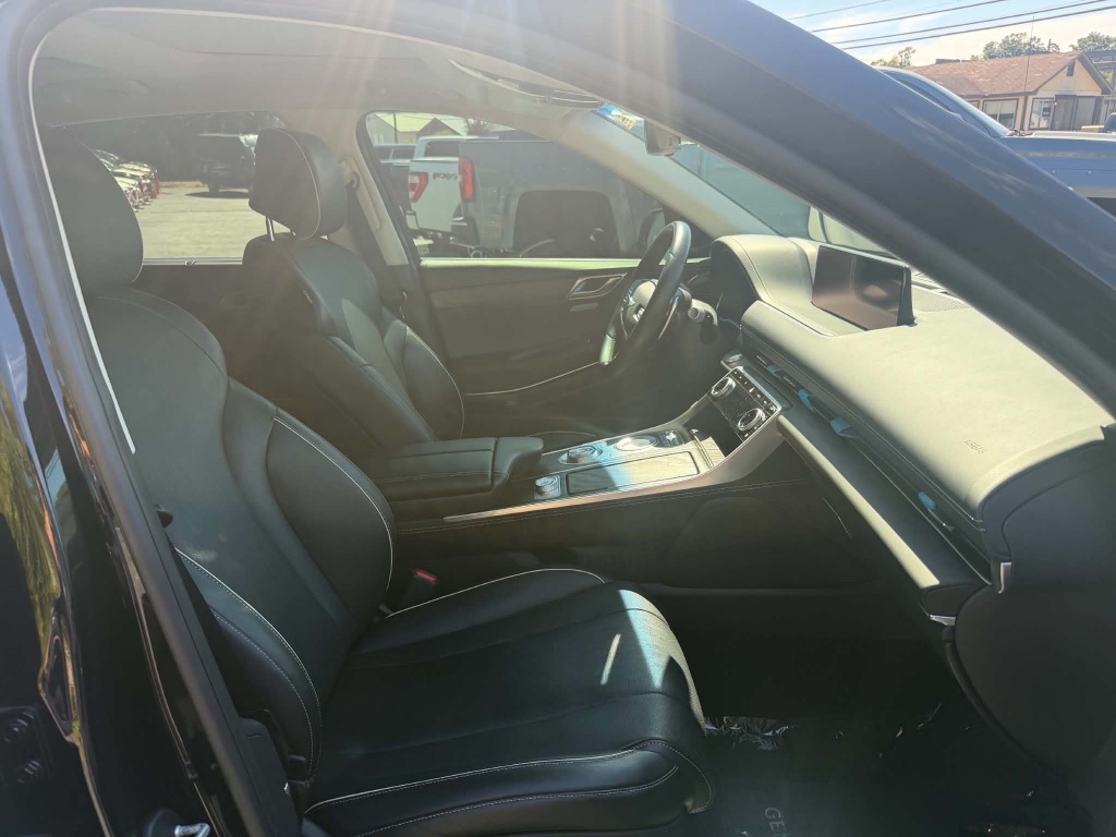 2021 Genesis GV80 - $17,999