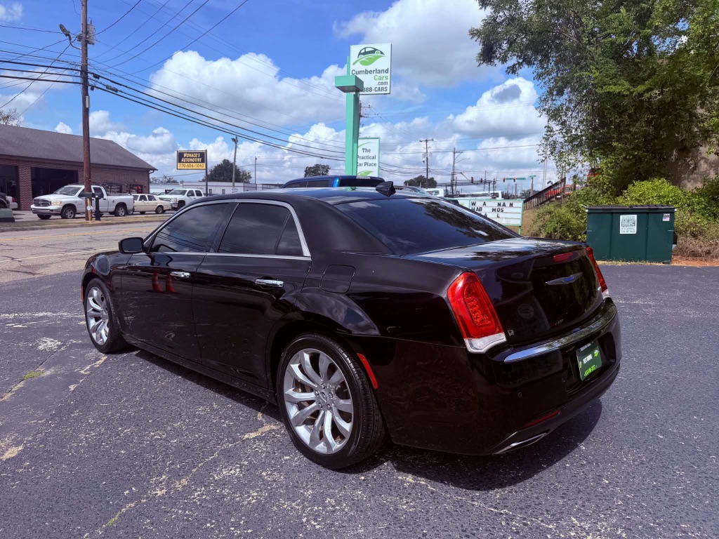 2019 Chrysler 300 - $13,999