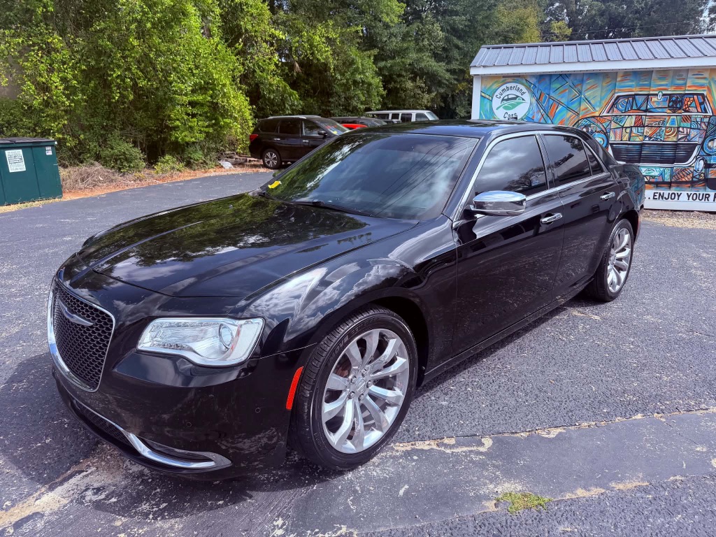 2019 Chrysler 300 - $13,999