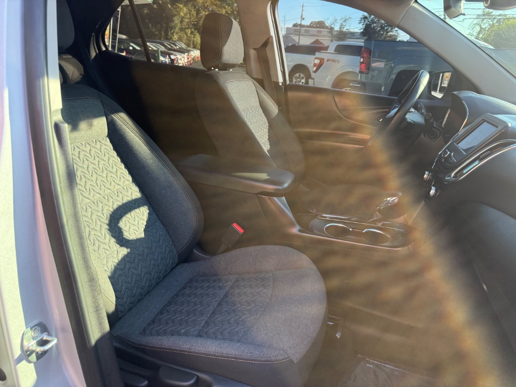 2022 Chevrolet Equinox - $11,499