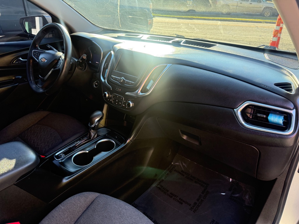 2022 Chevrolet Equinox - $11,499