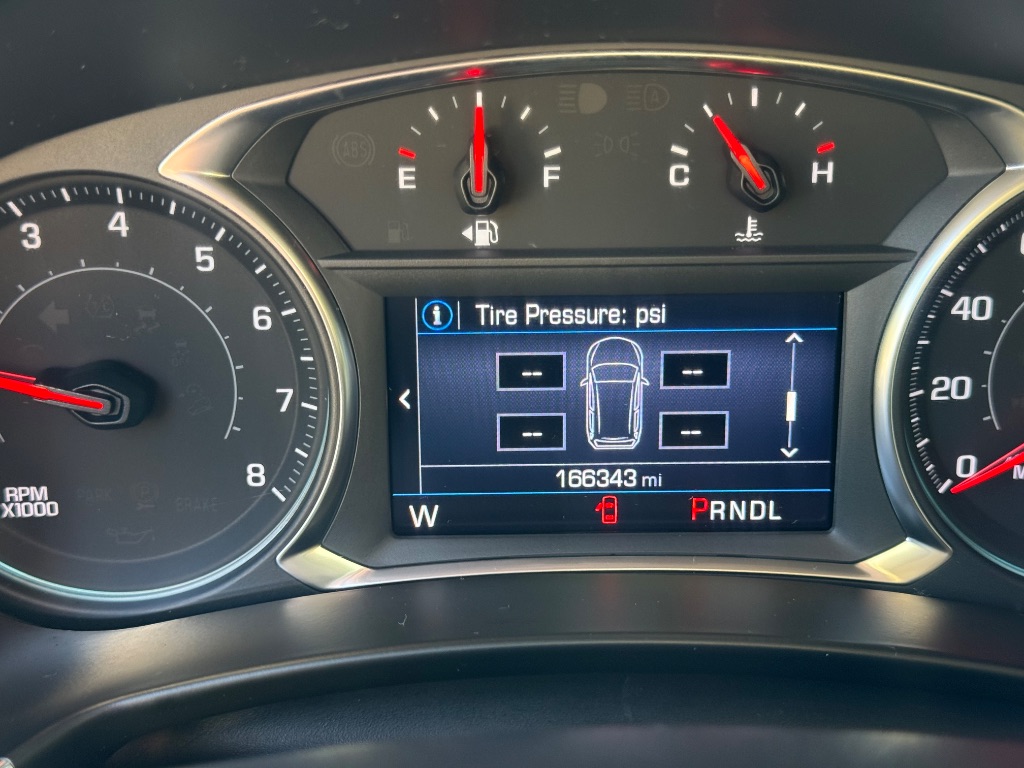 2022 Chevrolet Equinox - $11,499