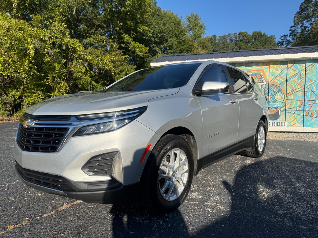 2022 Chevrolet Equinox - $11,499