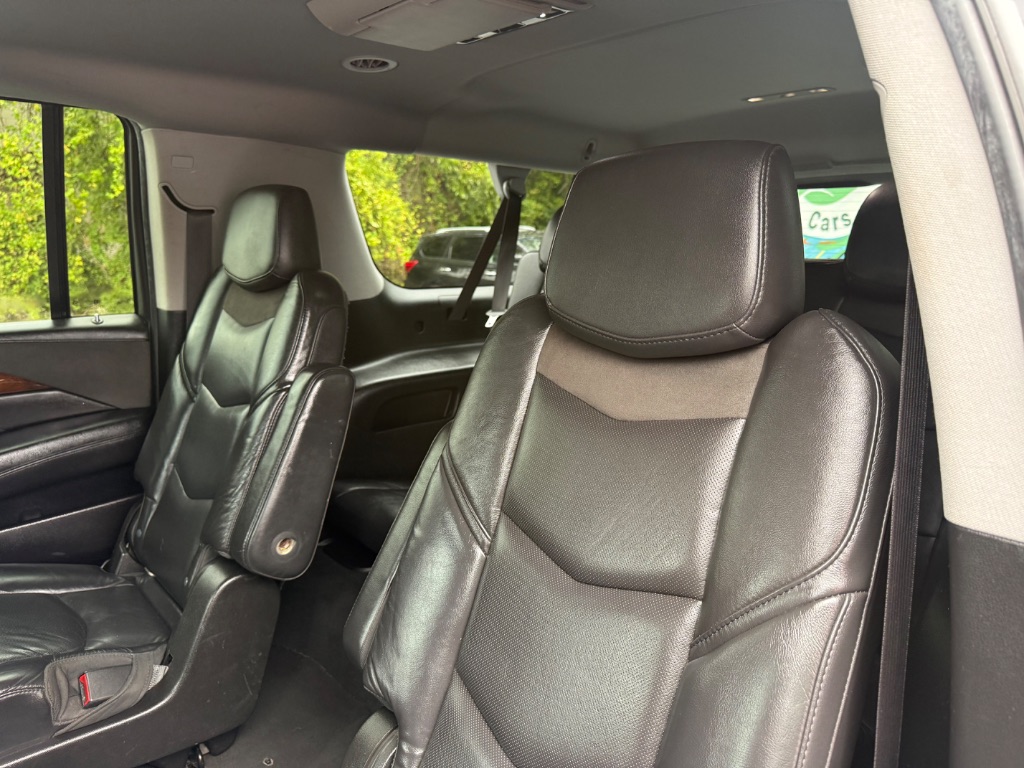 2020 Cadillac Escalade - $22,999