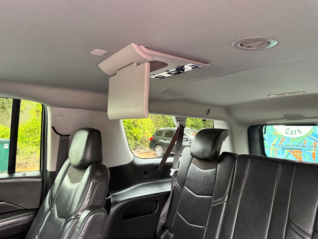2020 Cadillac Escalade - $22,999