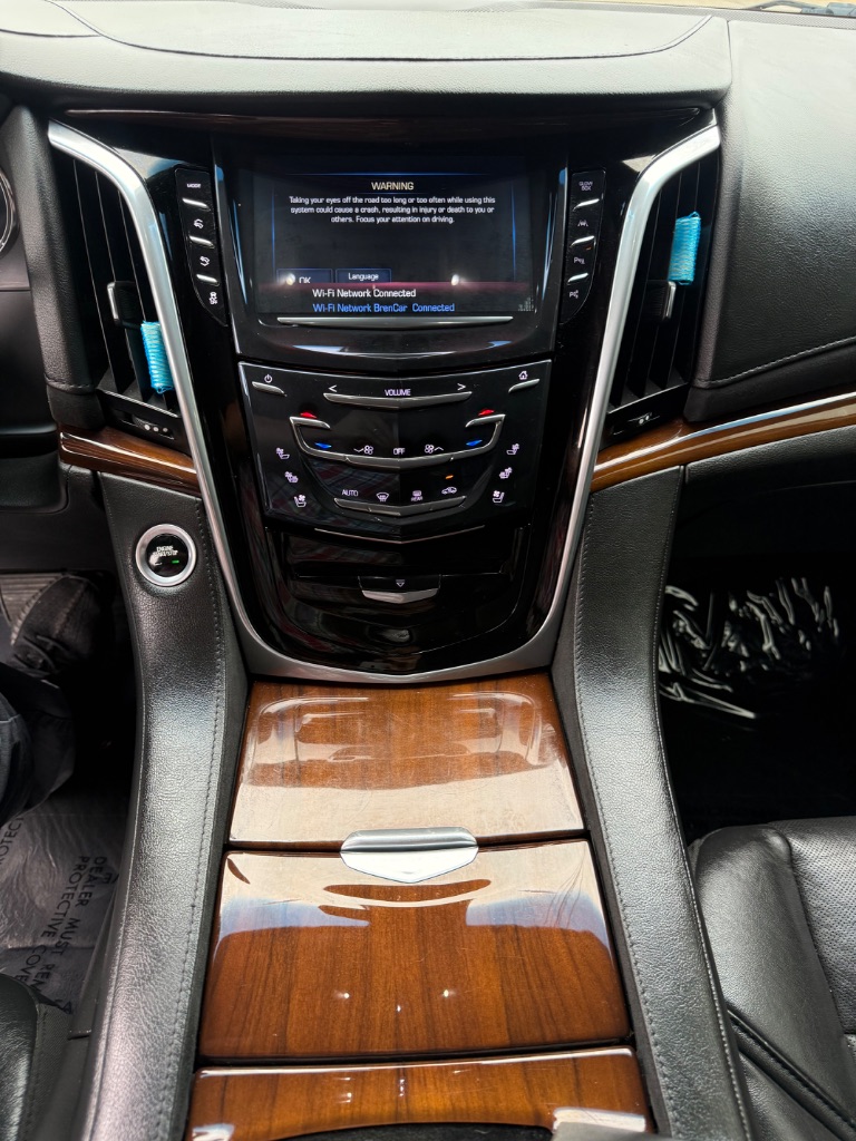 2020 Cadillac Escalade - $22,999