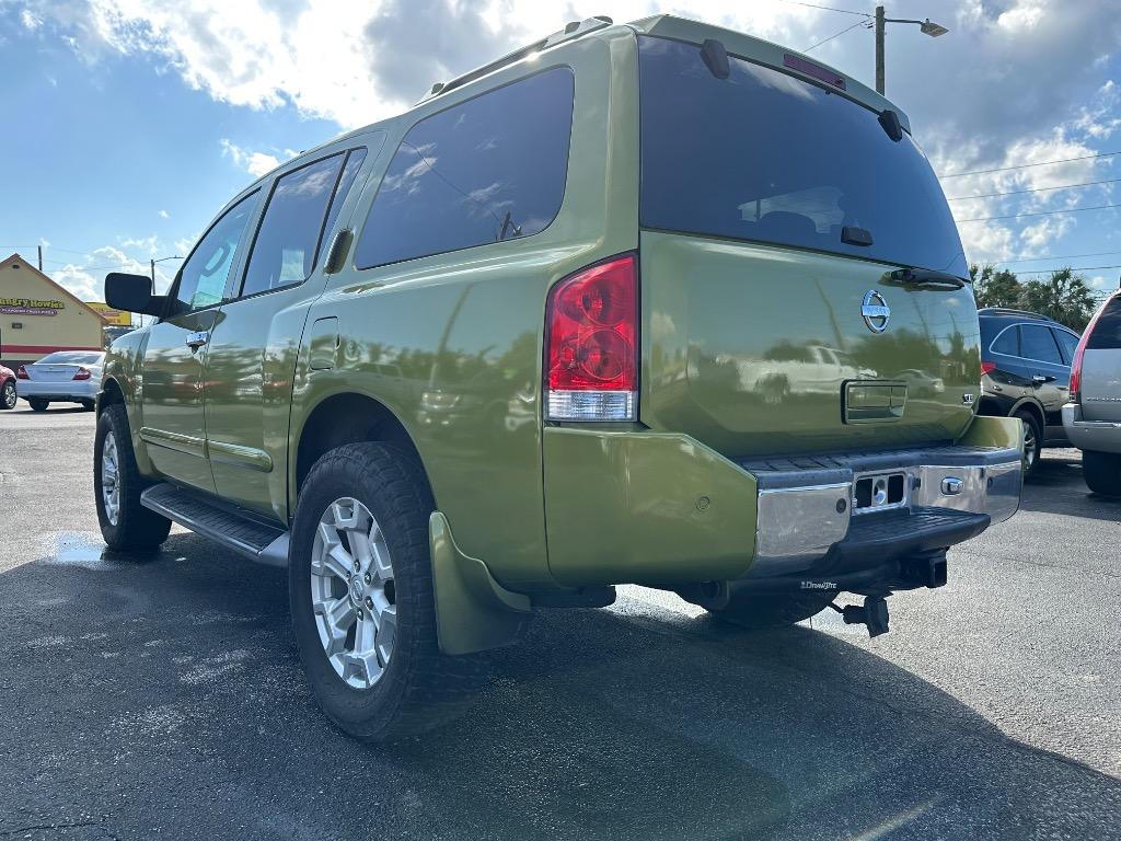 2004 Nissan Armada SE photo