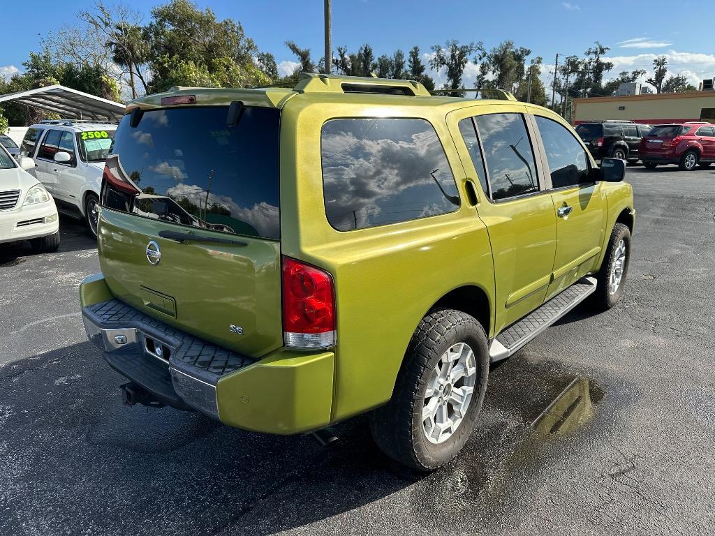 2004 Nissan Armada SE photo