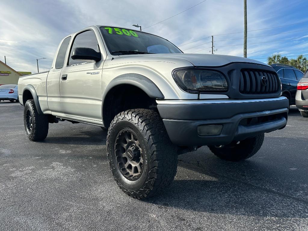 2004 Toyota Tacoma PreRunner photo