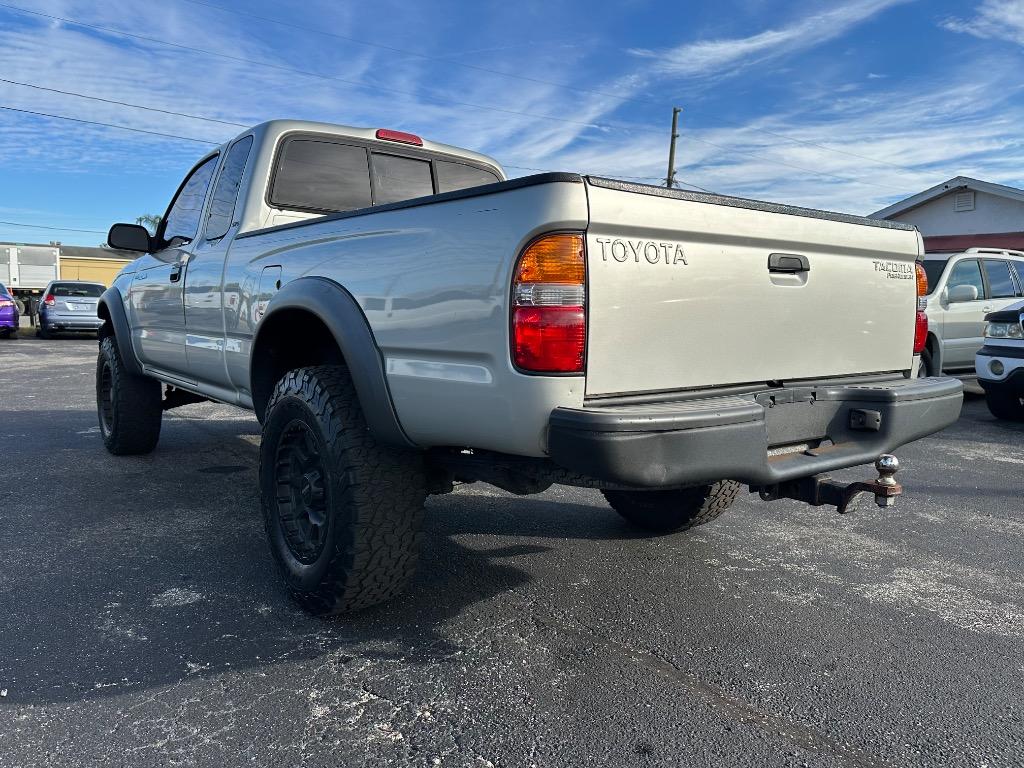 2004 Toyota Tacoma PreRunner photo