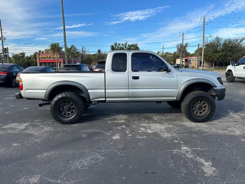2004 Toyota Tacoma PreRunner photo