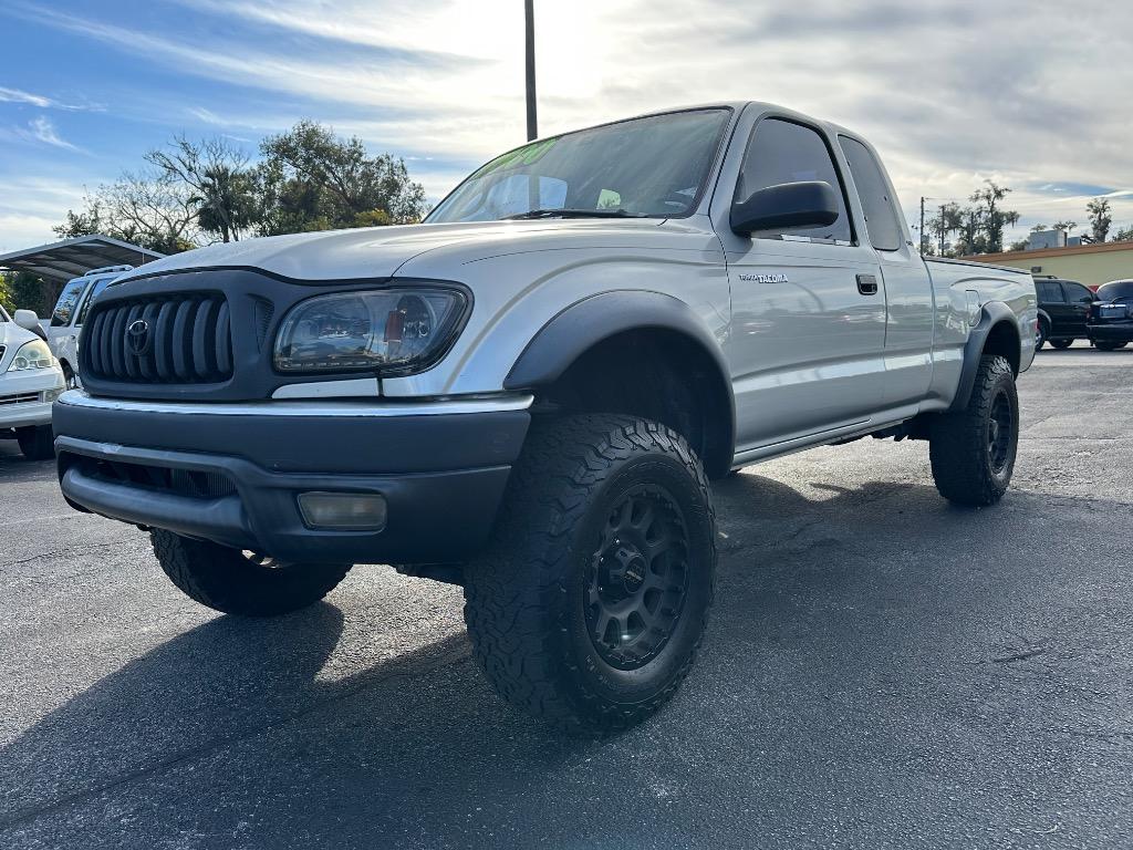2004 Toyota Tacoma PreRunner photo
