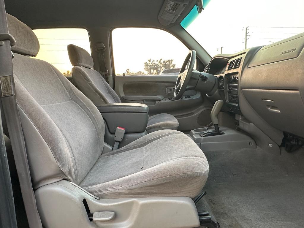 2001 Toyota Tacoma Prerunner photo