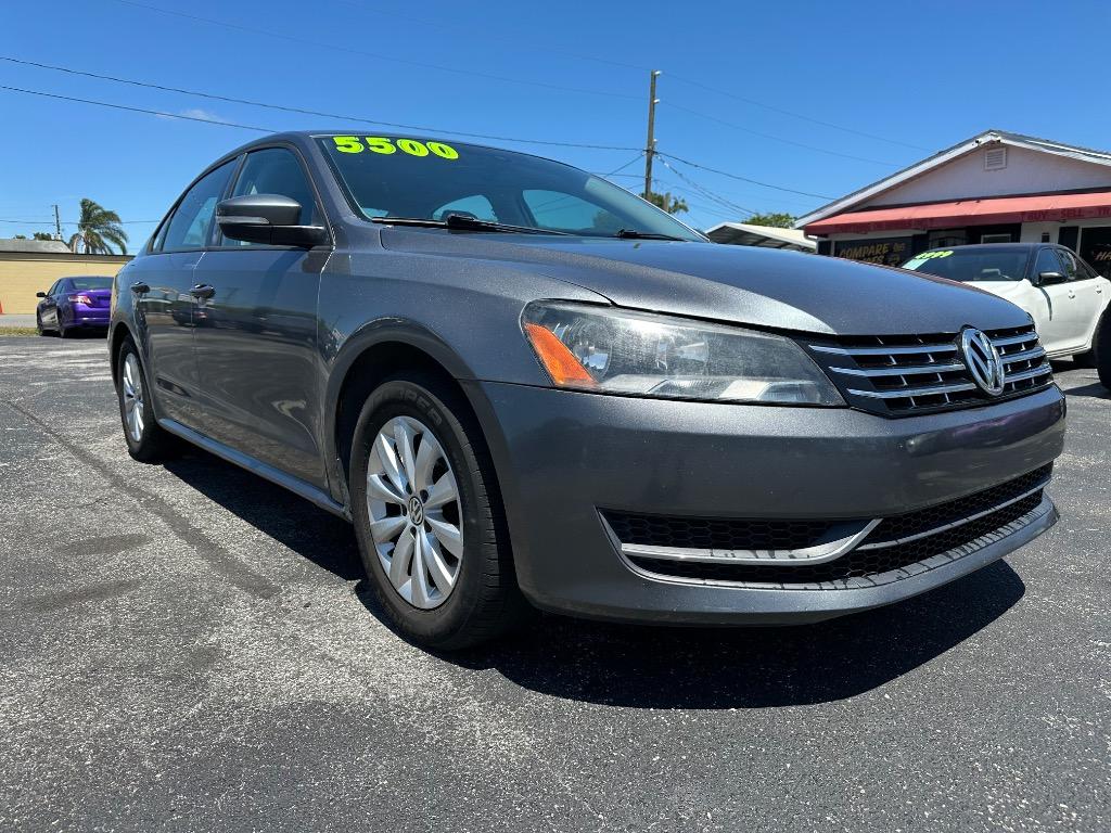 2015 Volkswagen Passat Wolfsburg photo