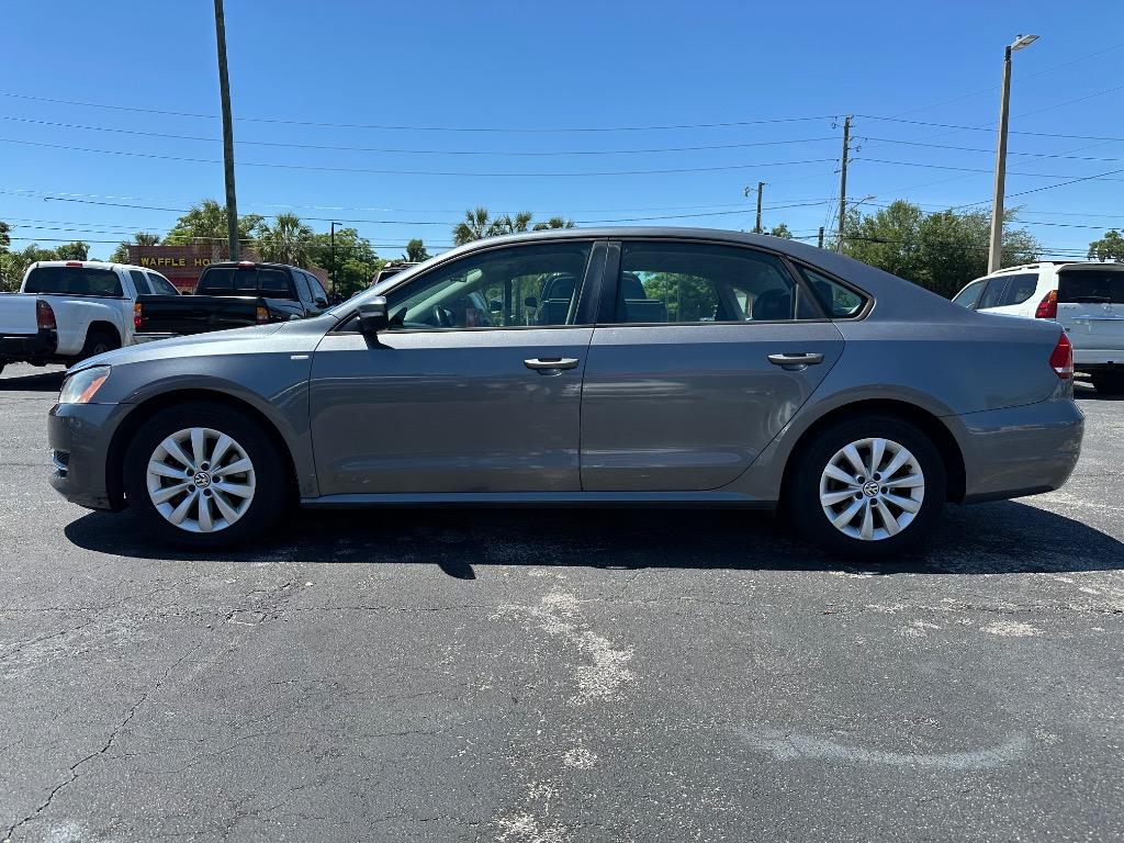 2015 Volkswagen Passat Wolfsburg photo