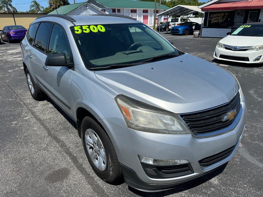 2016 Chevrolet Traverse LS photo
