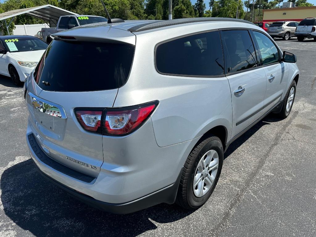 2016 Chevrolet Traverse LS photo