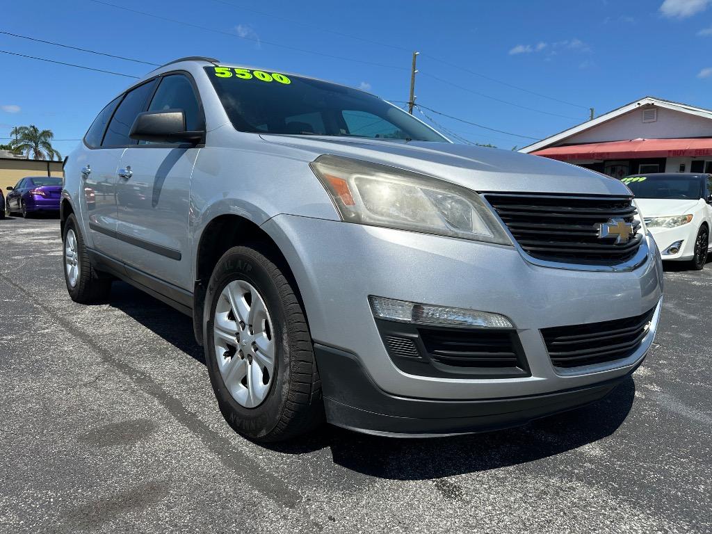 2016 Chevrolet Traverse LS photo