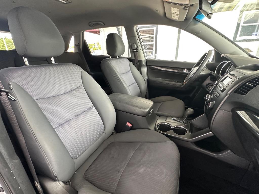2013 Kia Sorento LX photo