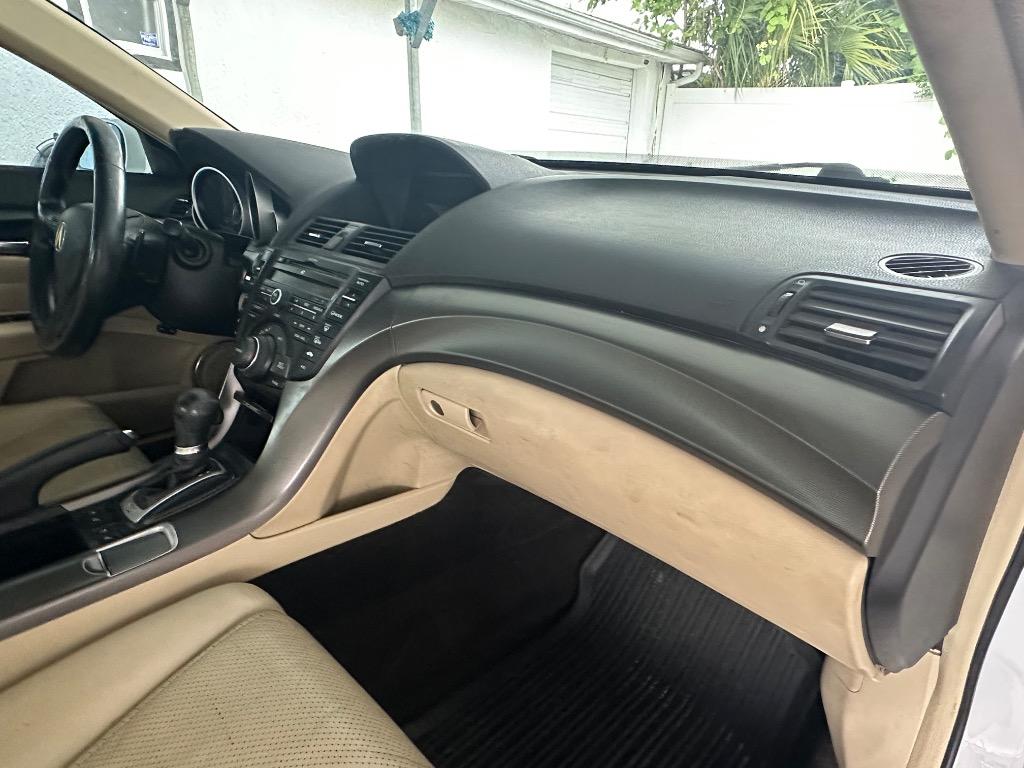 2013 Acura TL Base w/Advance photo