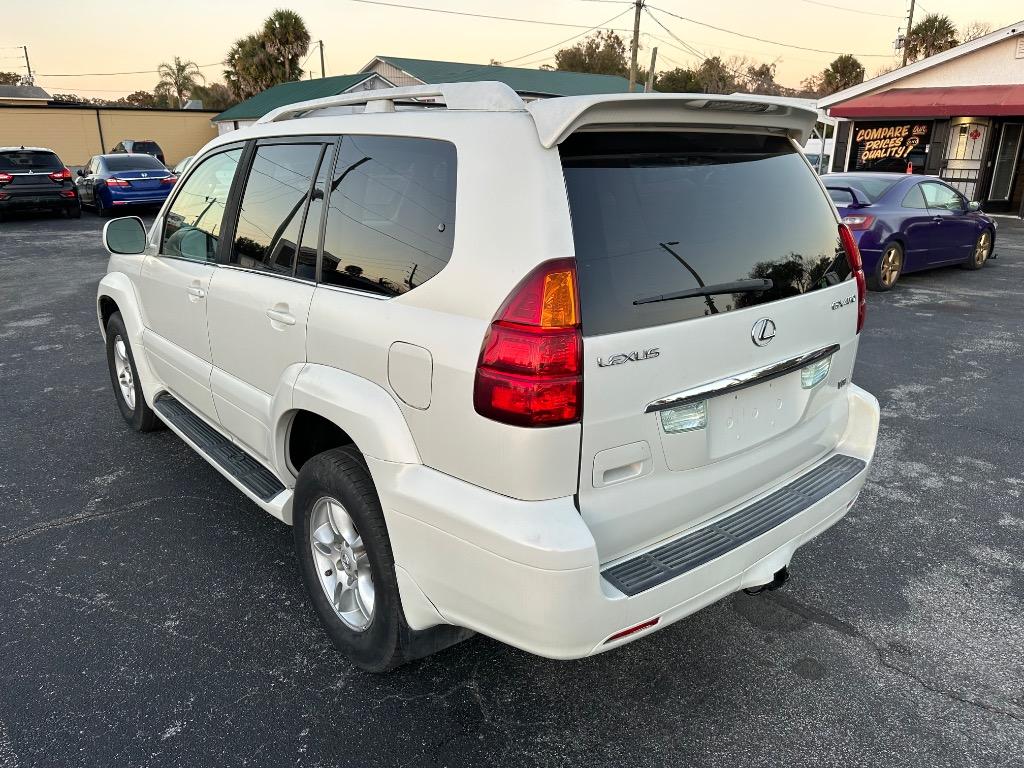 2005 Lexus GX - $5,800