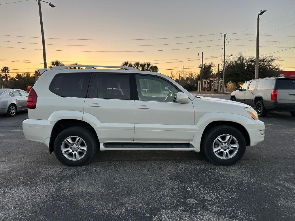 2005 Lexus GX - $5,800
