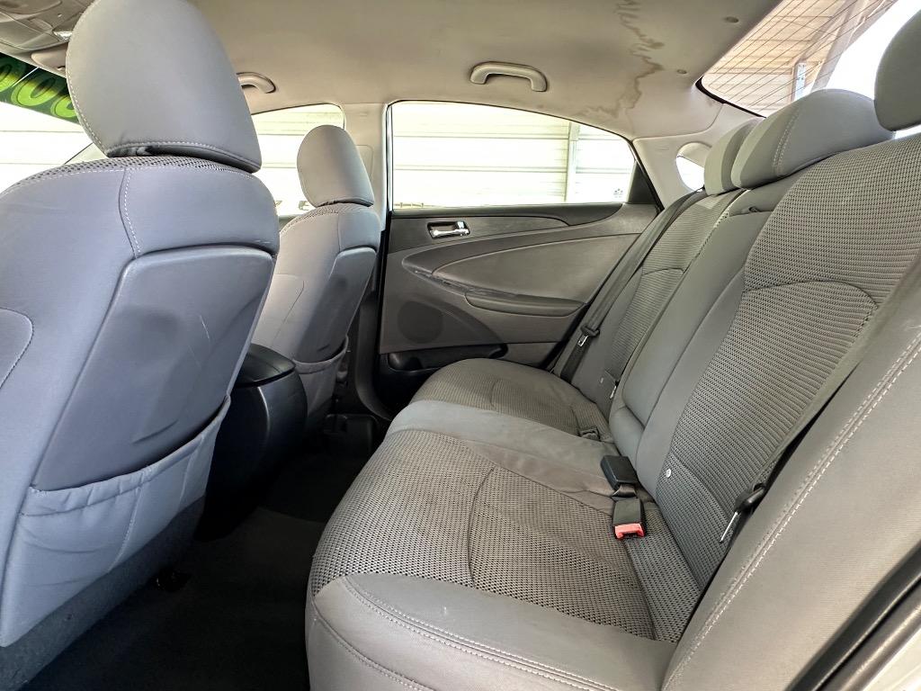 2011 Hyundai Sonata - $3,999