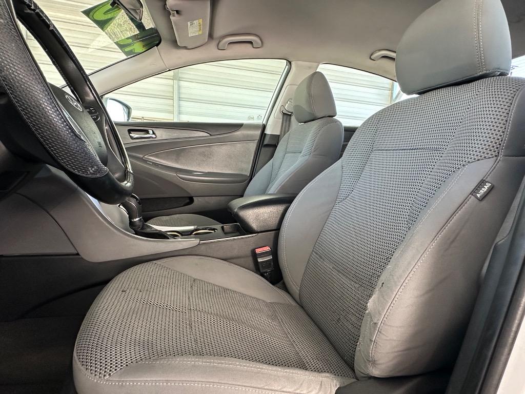 2011 Hyundai Sonata - $3,999