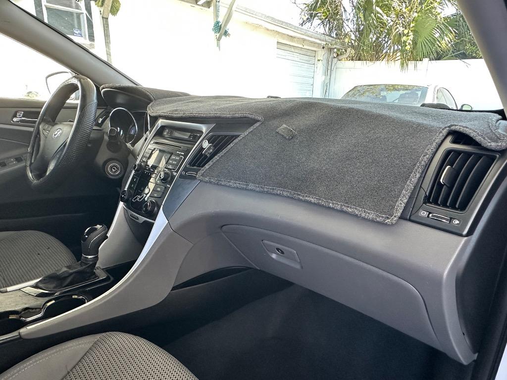 2011 Hyundai Sonata - $3,999