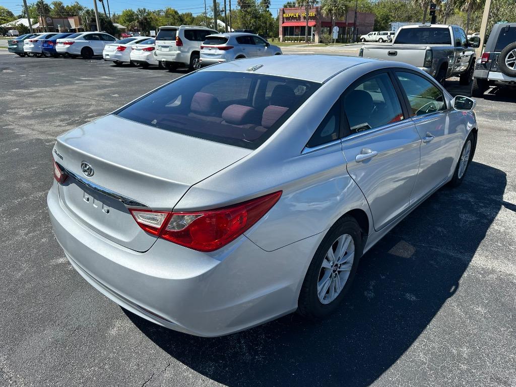 2011 Hyundai Sonata - $3,999