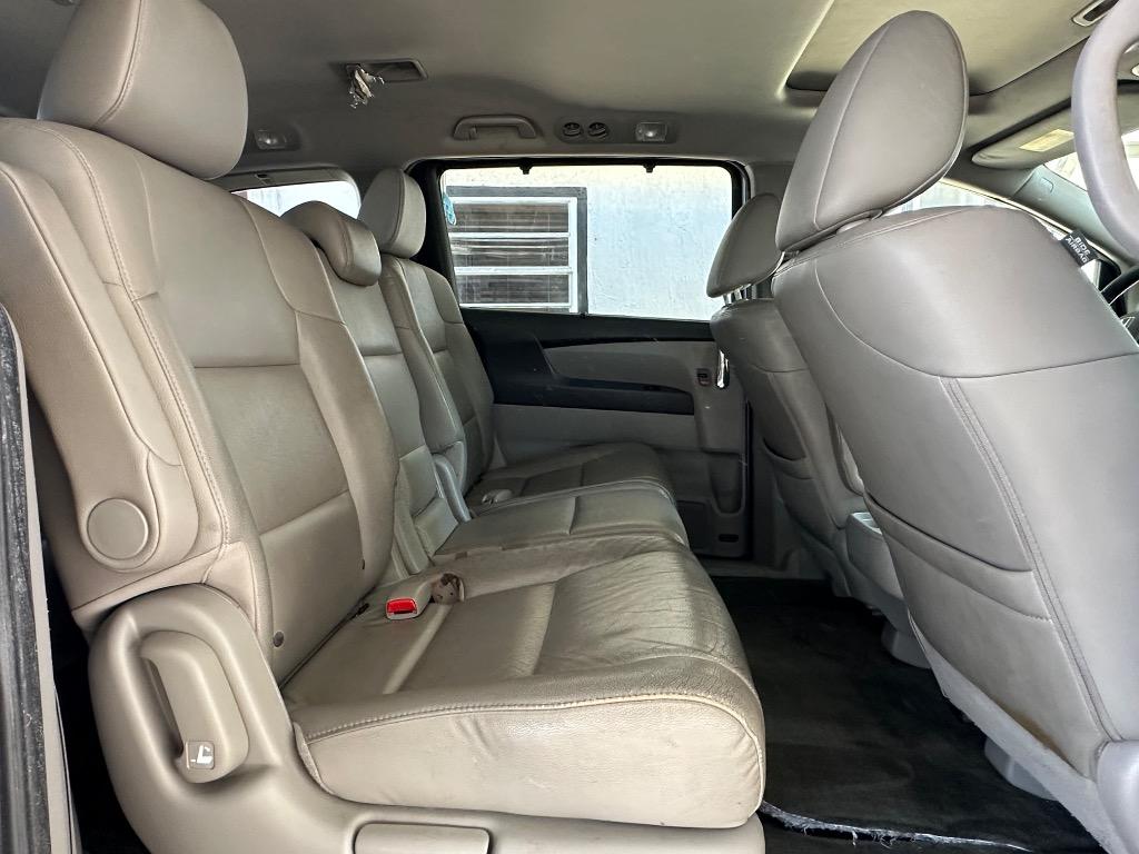 2014 Honda Odyssey - $5,500