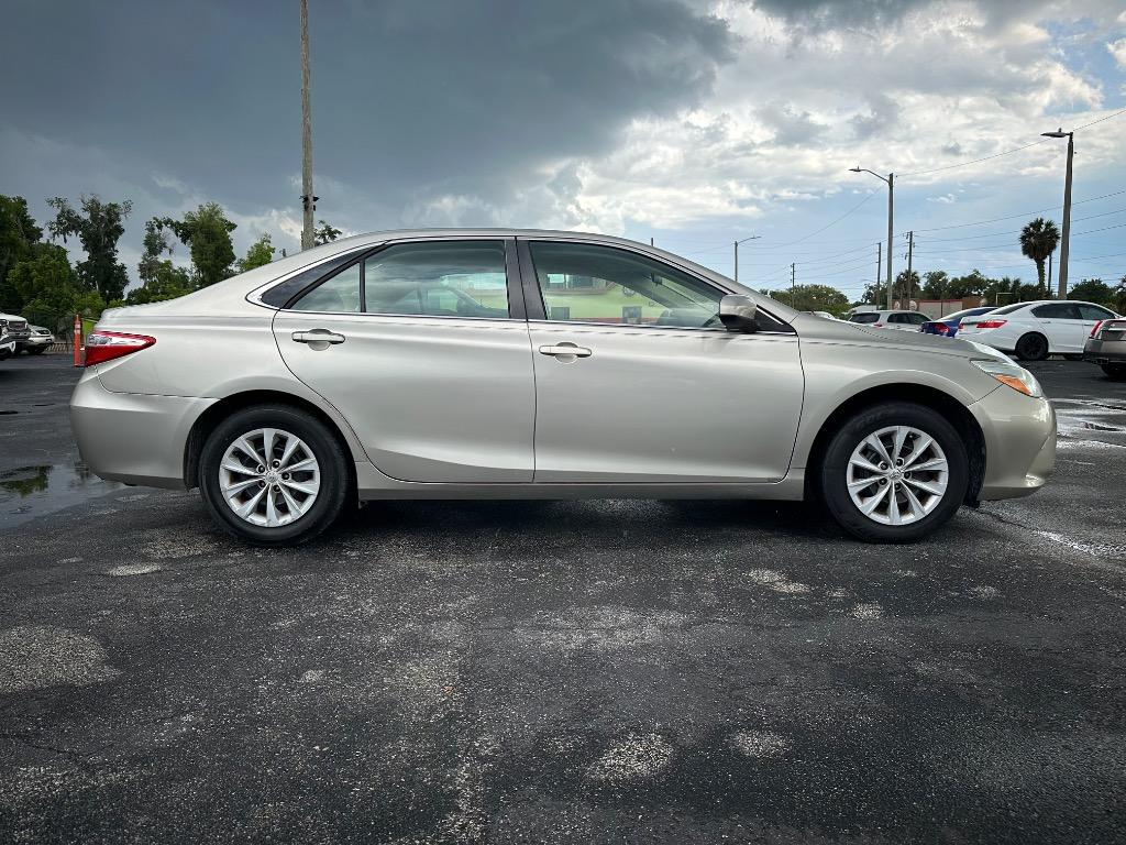 2015 Toyota Camry - $5,999