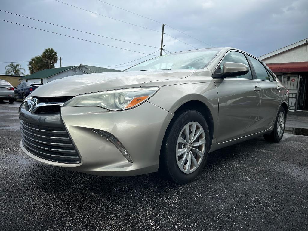 2015 Toyota Camry - $5,999